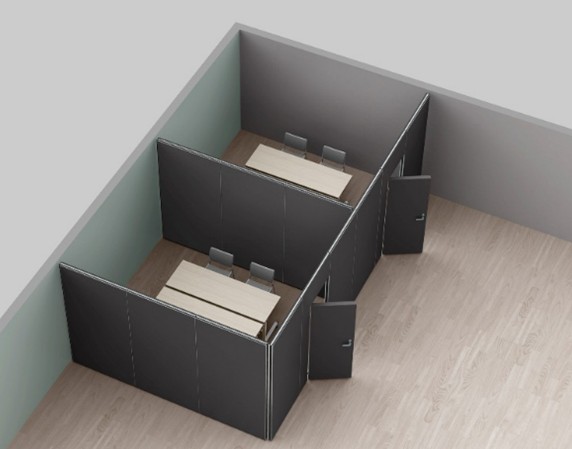 スライディングウォールで空間を仕切る多目的スペースの間仕切り